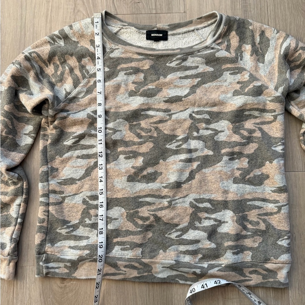Monrow Camo Women's Drop Shoulder Sweatshirt - Picture 7 of 8